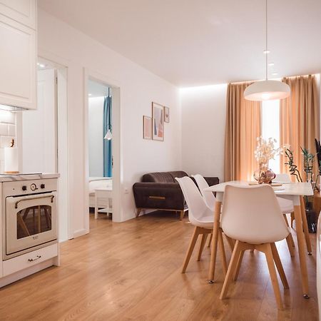 Tam Centre Luxury Serviced Apartments Tirana Exterior foto